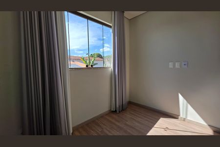 Casa à venda com 225m², 4 quartos e 3 vagas Casa à venda com 225m², 4 quartos e 3 vagasQuarto 3