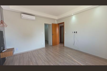 Casa à venda com 225m², 4 quartos e 3 vagas Casa à venda com 225m², 4 quartos e 3 vagasSuíte