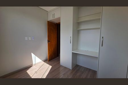 Casa à venda com 225m², 4 quartos e 3 vagas Casa à venda com 225m², 4 quartos e 3 vagasQuarto 3