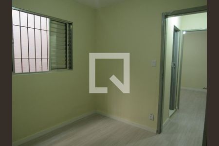 Casa à venda com 297m², 6 quartos e 2 vagas Casa à venda com 297m², 6 quartos e 2 vagasQuarto