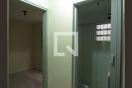 Casa à venda com 297m², 6 quartos e 2 vagas Casa à venda com 297m², 6 quartos e 2 vagasQuarto