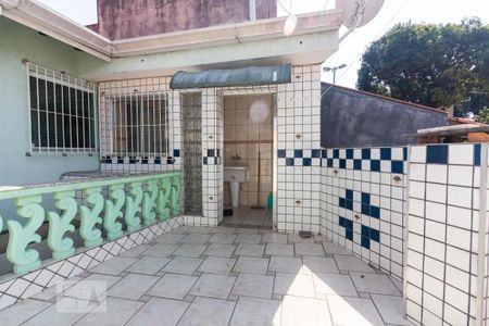 Área Externa de casa à venda com 6 quartos, 297m² em Metalúrgicos, Osasco