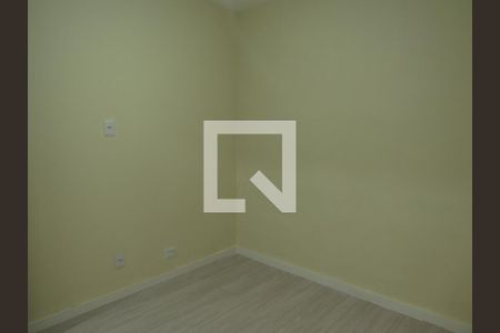 Casa à venda com 297m², 6 quartos e 2 vagas Casa à venda com 297m², 6 quartos e 2 vagasQuarto