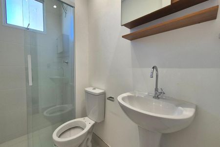 Apartamento para alugar com 46m², 3 quartos e 1 vaga