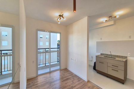 Apartamento para alugar com 46m², 3 quartos e 1 vaga