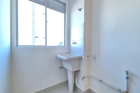 Apartamento para alugar com 46m², 3 quartos e 1 vaga