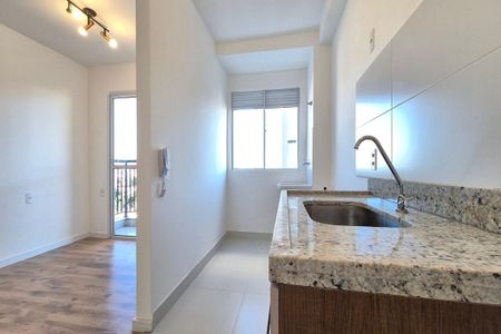 Apartamento para alugar com 46m², 3 quartos e 1 vaga