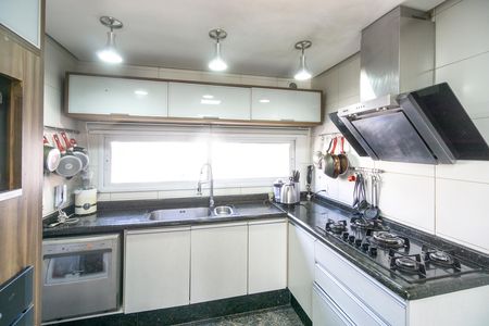 Cozinha de apartamento para alugar com 4 quartos, 180m² em Vila Gomes Cardim, São Paulo