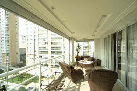 Varanda de apartamento para alugar com 4 quartos, 180m² em Vila Gomes Cardim, São Paulo