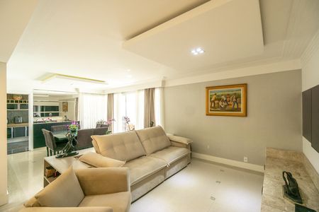Apartamento para alugar com 4 quartos, 180m² em Vila Gomes Cardim, São Paulo
