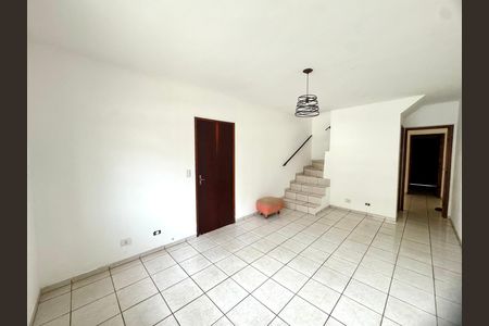Sala de casa para alugar com 3 quartos, 110m² em Vila Rosalia, Guarulhos