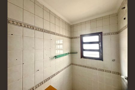 Casa para alugar com 110m², 3 quartos e 2 vagas Casa para alugar com 110m², 3 quartos e 2 vagasBanheiro 1