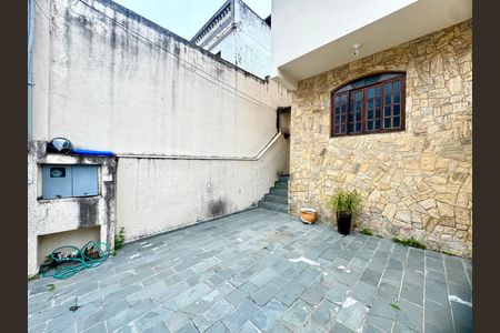 Garagem de casa para alugar com 3 quartos, 110m² em Vila Rosalia, Guarulhos