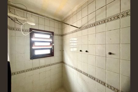 Casa para alugar com 110m², 3 quartos e 2 vagas Casa para alugar com 110m², 3 quartos e 2 vagasBanheiro 2