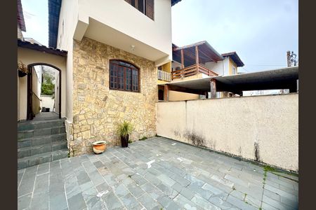 Casa para alugar com 110m², 3 quartos e 2 vagas Casa para alugar com 110m², 3 quartos e 2 vagasGaragem