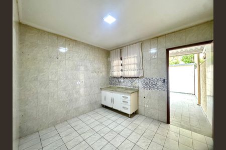 Casa para alugar com 110m², 3 quartos e 2 vagas Casa para alugar com 110m², 3 quartos e 2 vagasCozinha