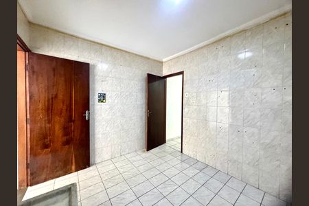 Cozinha de casa para alugar com 3 quartos, 110m² em Vila Rosalia, Guarulhos