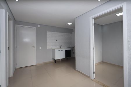 Sala de apartamento para alugar com 2 quartos, 33m² em Parque São Lourenço, São Paulo