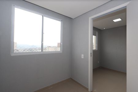 Quarto 2 de apartamento para alugar com 2 quartos, 33m² em Parque São Lourenço, São Paulo