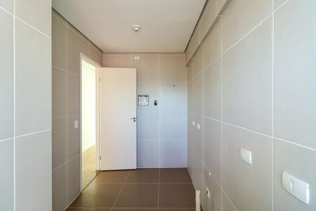 Cozinha de apartamento à venda com 2 quartos, 47m² em Campo Limpo, São Paulo