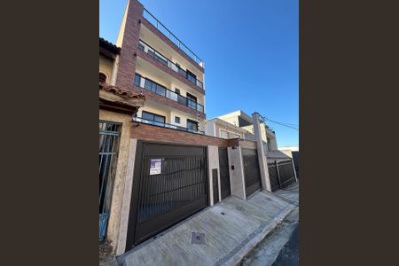 Apartamento à venda com 115m², 2 quartos e 2 vagasFachada e acesso 