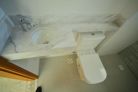 Apartamento à venda com 115m², 2 quartos e 2 vagasBanheiro da Suíte 1 