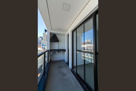 Apartamento à venda com 116m², 2 quartos e 2 vagas Apartamento à venda com 116m², 2 quartos e 2 vagasVaranda da Sala