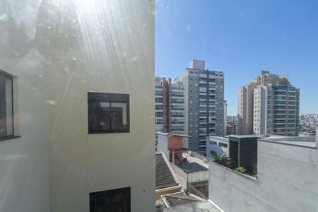 Apartamento à venda com 116m², 2 quartos e 2 vagas Apartamento à venda com 116m², 2 quartos e 2 vagasVista da Suíte 2