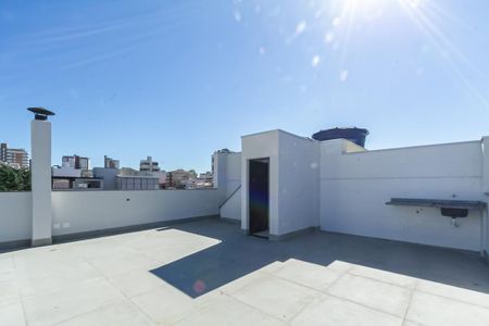 Apartamento à venda com 116m², 2 quartos e 2 vagas Apartamento à venda com 116m², 2 quartos e 2 vagasCobertura