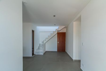 Apartamento à venda com 116m², 2 quartos e 2 vagas Apartamento à venda com 116m², 2 quartos e 2 vagasSala