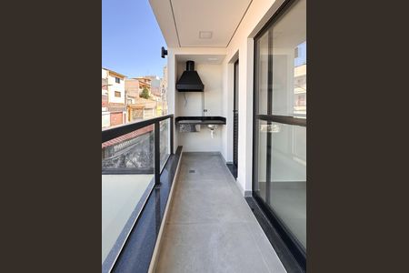 Apartamento à venda com 58m², 2 quartos e 1 vaga Apartamento à venda com 58m², 2 quartos e 1 vagaSacada