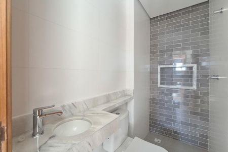 Apartamento à venda com 58m², 2 quartos e 1 vaga Apartamento à venda com 58m², 2 quartos e 1 vagaBanheiro Social