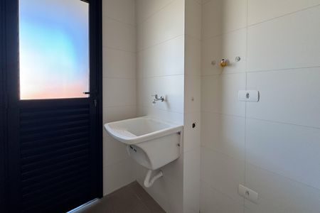 Apartamento à venda com 58m², 2 quartos e 1 vaga Apartamento à venda com 58m², 2 quartos e 1 vagaÁrea de Serviço
