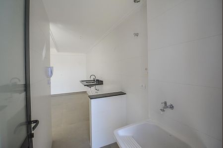 Apartamento à venda com 58m², 2 quartos e 1 vaga Apartamento à venda com 58m², 2 quartos e 1 vagaCozinha e Área de Serviço