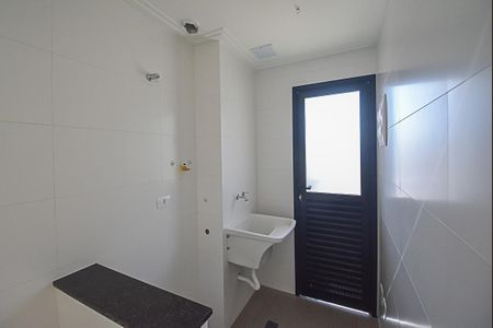 Apartamento à venda com 58m², 2 quartos e 1 vaga Apartamento à venda com 58m², 2 quartos e 1 vagaCozinha e Área de Serviço