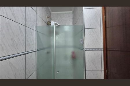 Casa à venda com 108m², 3 quartos e 2 vagas Casa à venda com 108m², 3 quartos e 2 vagasBanheiro da suíte