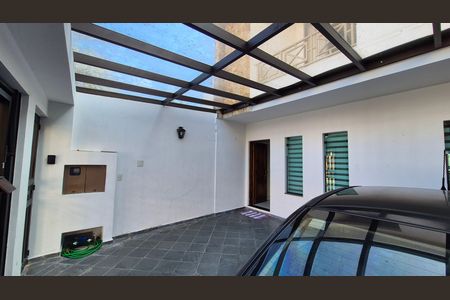 Casa à venda com 108m², 3 quartos e 2 vagas Casa à venda com 108m², 3 quartos e 2 vagasGaragem