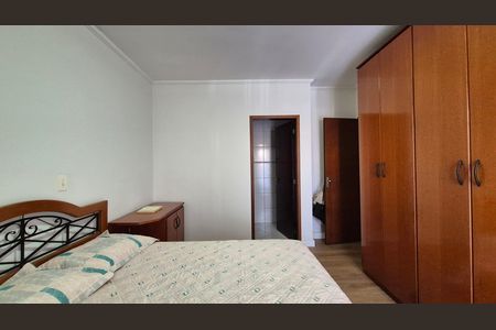 Casa à venda com 108m², 3 quartos e 2 vagas Casa à venda com 108m², 3 quartos e 2 vagasSuíte