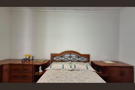 Casa à venda com 108m², 3 quartos e 2 vagas Casa à venda com 108m², 3 quartos e 2 vagasSuíte