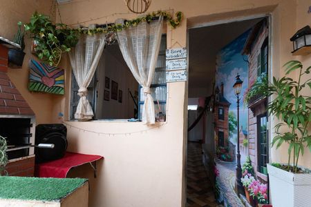 Casa à venda com 102m², 2 quartos e sem vaga Casa à venda com 102m², 2 quartos e sem vagaChurrasqueira