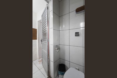 Casa à venda com 102m², 2 quartos e sem vaga Casa à venda com 102m², 2 quartos e sem vagaBanheiro 2