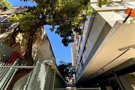 Apartamento para alugar com 60m², 2 quartos e sem vaga