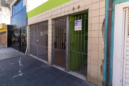 Casa para alugar com 80m², 2 quartos e sem vaga Casa para alugar com 80m², 2 quartos e sem vagaFachada