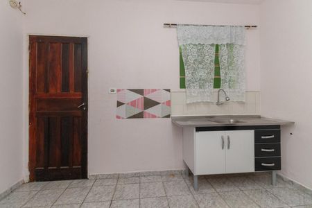 Casa para alugar com 80m², 2 quartos e sem vaga Casa para alugar com 80m², 2 quartos e sem vagaCozinha