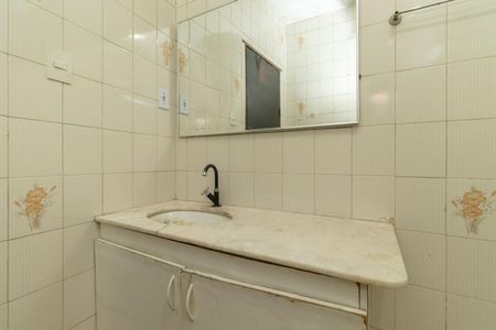 Casa para alugar com 80m², 2 quartos e sem vaga Casa para alugar com 80m², 2 quartos e sem vagaBanheiro
