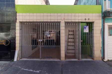 Fachada de casa para alugar com 2 quartos, 80m² em Parque Santa Madalena, São Paulo