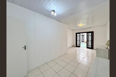 Casa para alugar com 180m², 2 quartos e 2 vagas Casa para alugar com 180m², 2 quartos e 2 vagasSalão