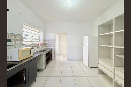 Casa para alugar com 180m², 2 quartos e 2 vagas Casa para alugar com 180m², 2 quartos e 2 vagasCozinha