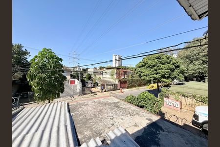 Casa para alugar com 180m², 2 quartos e 2 vagas Casa para alugar com 180m², 2 quartos e 2 vagasVista Quarto 2