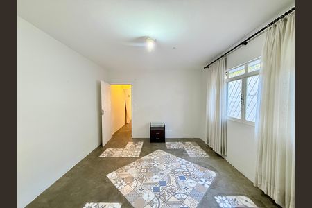 Casa para alugar com 180m², 2 quartos e 2 vagas Casa para alugar com 180m², 2 quartos e 2 vagasCopa